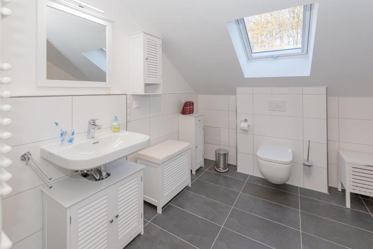 Ferienwohnung Waldloft Sellin  Exterior photo